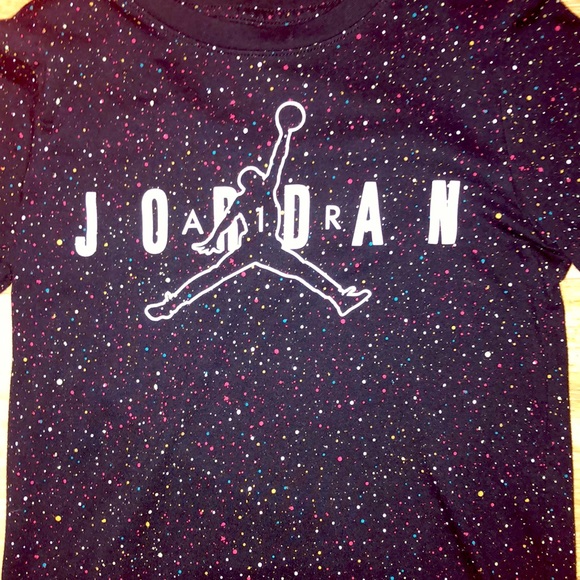 Air Jordan short sleeve tshirt with multicolored dots - Picture 5 of 6